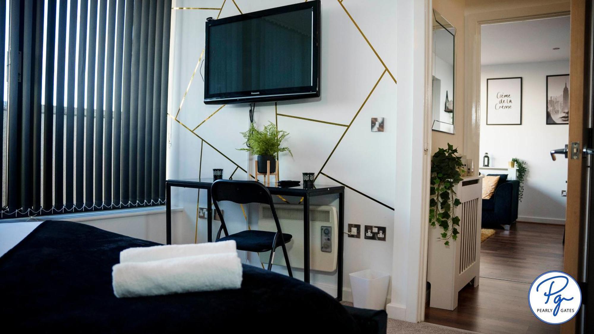 Penthouse - Amazing City Skyline Views - Balcony - Free Extra 2 Hours - Free Parking - Utilita Arena - Bullring Shopping - New St Station- Super King Size Bed Birmingham Exterior photo